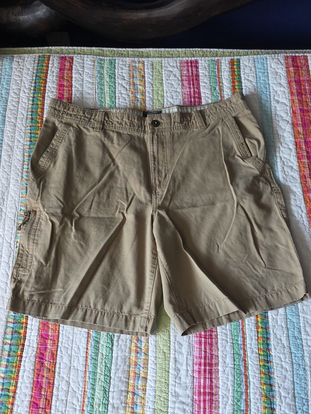 GH Bass Co Men's Casual Khaki Shorts
